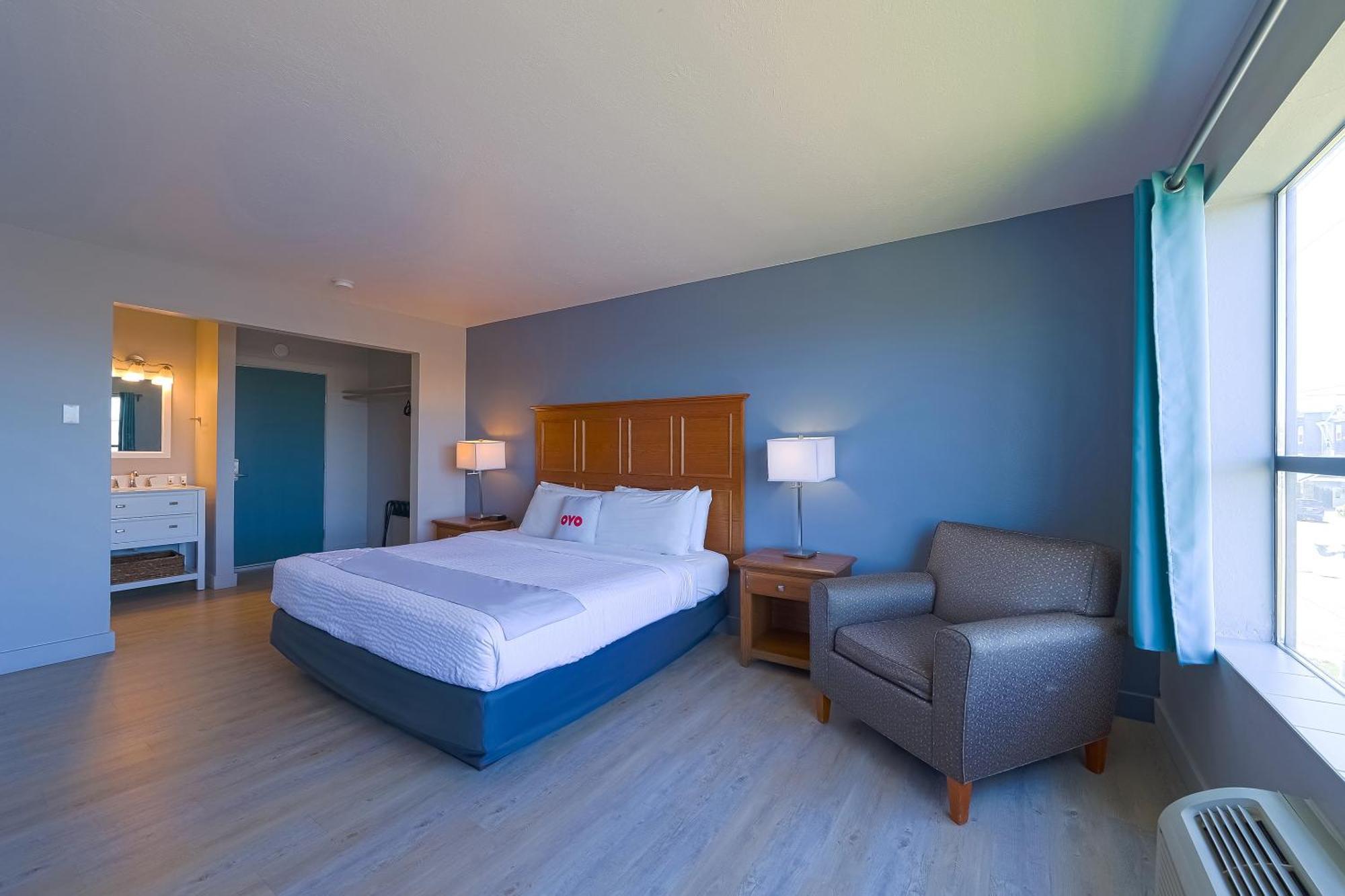 Oyo Waves Hotel Newport Or - Nye Beach Exterior foto