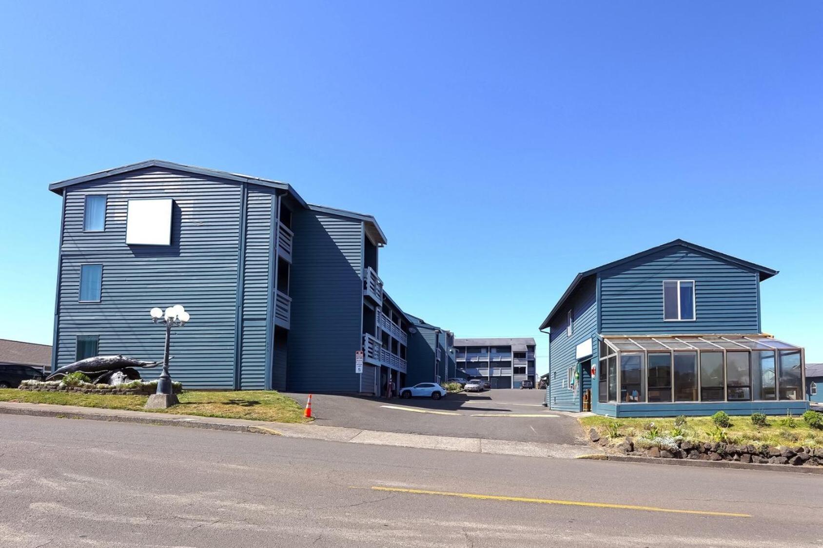 Oyo Waves Hotel Newport Or - Nye Beach Exterior foto